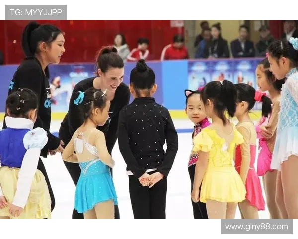 足球明星齐聚北京2024盛典引领激情与梦想的足球盛宴 足球明星齐聚北京2024盛典引领激情与梦想的足球盛宴