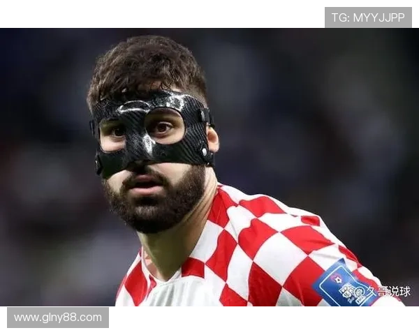 黑人足球明星面具形象探秘展现运动与文化的完美结合